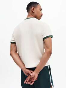 SUMWON 男士休闲修身圆领T恤，印有巴西里约热内卢图案，短袖圆领，棉混纺面料，适合夏季度假旅行穿着。 - 杏色 - 查看 5