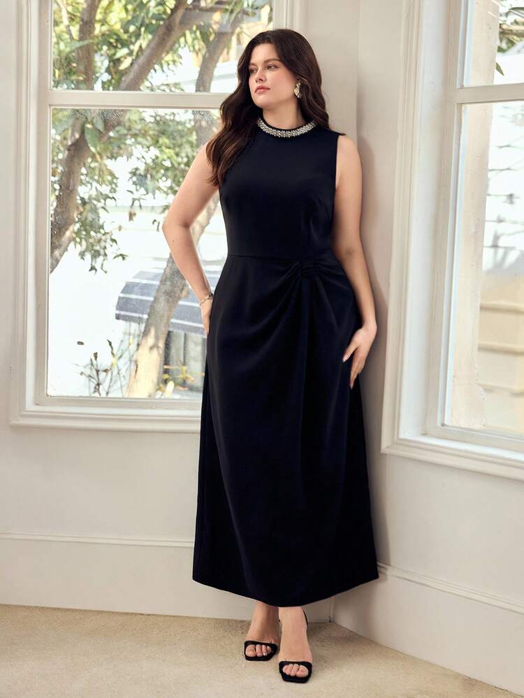 PLUS SIZE WOMEN'S ELEGANT LONG DRESS WITH STRUCTURAL DESIGN, SPRING/SUMMER