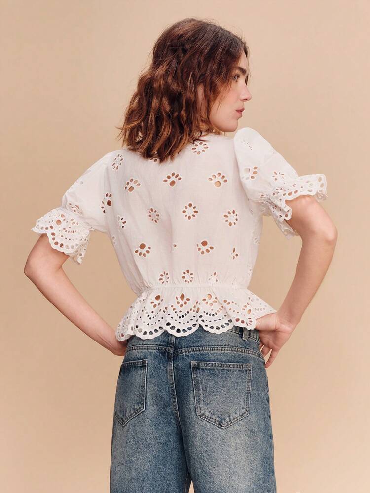Broidery Anglaise White Tie Front Cotton Blouse With Puff Sleeves And Scallop Hem Detail Boho Spring Summer Vacation French Style Parisian Style Spring Summer Cotton Top