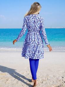 Swim Shayni 女士蓝色中式印花布基尼两件套，带可拆卸外套，适合海滩度假 - 淺藍色 - 查看 9