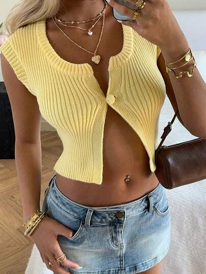 CovetEZ Solid Color Crew Neck Sleeveless Ribbed Knit Cropped Sweater