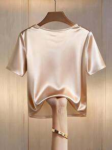 Franclia Áo thun nữ tay ngắn cổ tròn phối ren và satin - Rượu sâm banh - Xem 2