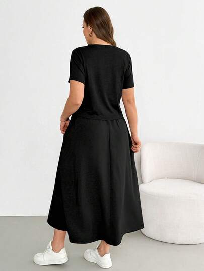 SHEIN Essnce 大尺碼女款黑色短版上衣與長裙兩件套，休閒，春/夏