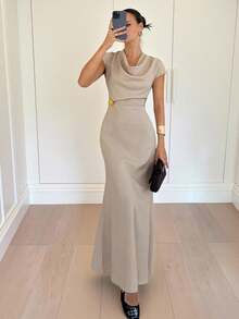 Siren Gaze Đầm nữ mới, cổ xếp ly, màu trơn, tay cánh dơi, khóa kim loại. - Màu be - Xem 1