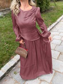 Jeta Ari 女士长裙，圆领，腰部褶饰，泡泡袖，长袖，橄榄绿，光泽，优雅百搭的连衣裙 - Red Plum - 查看 3