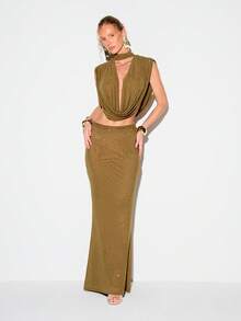 KIZN Falda larga ajustada de noche con abertura lateral, con escamas y tachuelas de strass en color verde oliva - Verde - Ver 4