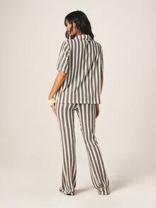 MISSGUIDED 夏季度假必备：超大款钩针条纹两件套，V领上衣搭配阔腿裤 - 彩色 - 查看 3