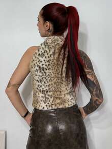 Bearsaez 女士蓬松豹纹露背时尚衬衫、豹纹服装、豹纹上衣、皮草上衣 - 彩色 - 查看 2