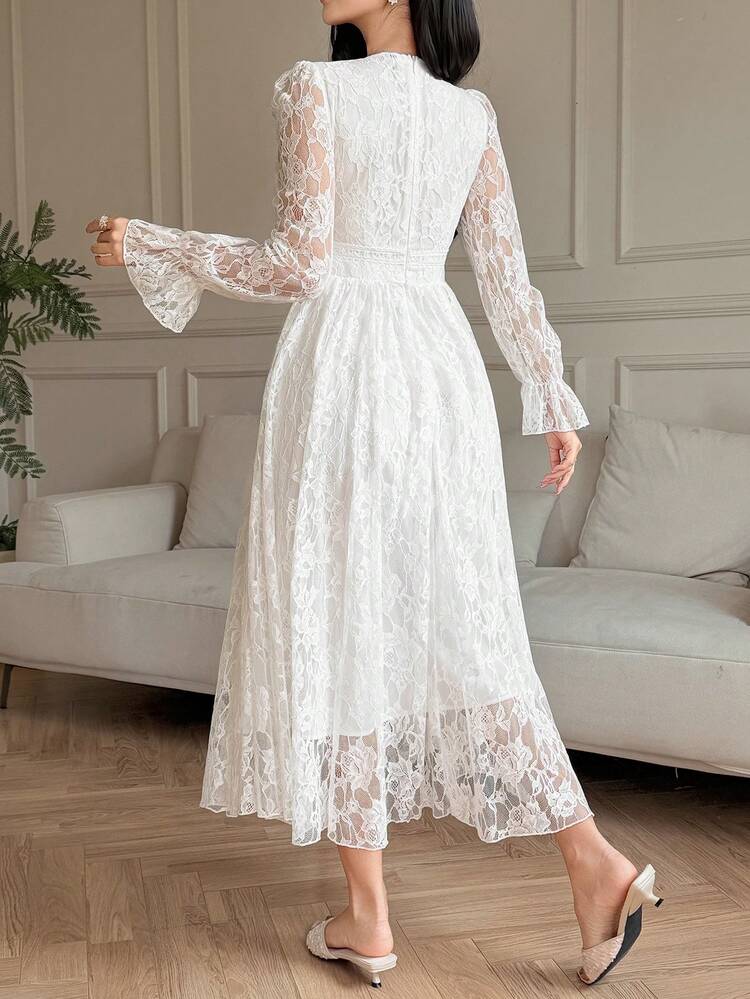 Elegant Lace White Midi Dress, Waist Cinched, Suitable For Party And Ceremony Sundress