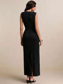 Poéselle 女士优雅派对礼服，简约纯色纹理面料，金属装饰，不对称领口，无袖修身黑色连衣裙 - 黑色 - 查看 4