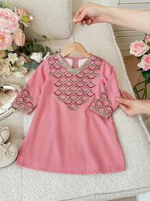 SHEIN Newborn Baby Girl Cute Floral Print Loose Long Sleeve Dress,Kids - Pink - View 3