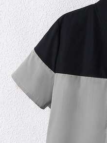 SHEIN 两件套青少年男童休闲日常舒适字母图案拼接撞色 Polo 领开襟短袖宽松衬衫和纯色直筒裤套装 - 灰色 - 查看 4