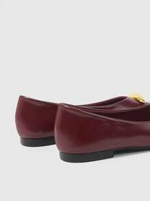 Sleekvia Women's Buckle Design Daily Travel Casual Shoes - Burgundy - View 9