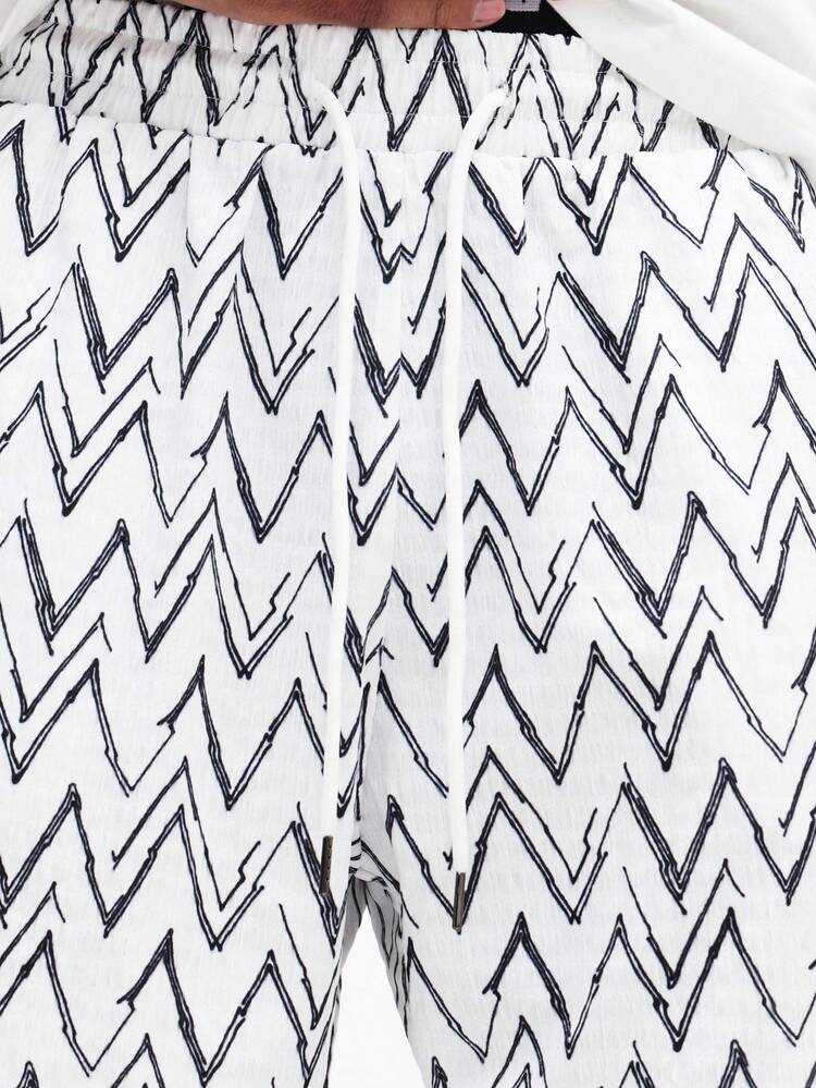 기하학적 지그재그 패턴 비치 반바지 (옆주머니 포함)