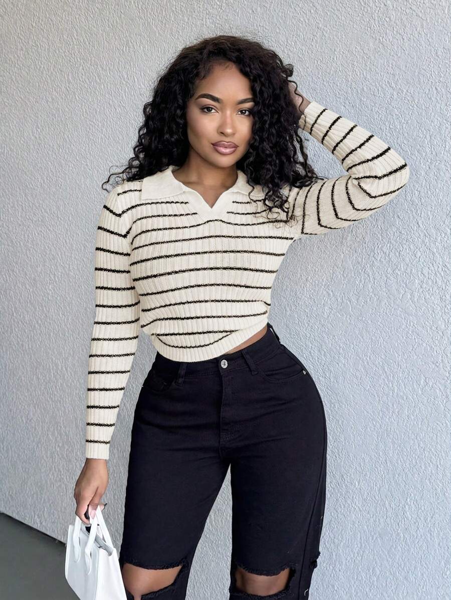 Alexandranx Women's Striped Turtleneck Long Sleeve Fitted Sweater, Autumn/Winter - Beige - View 1