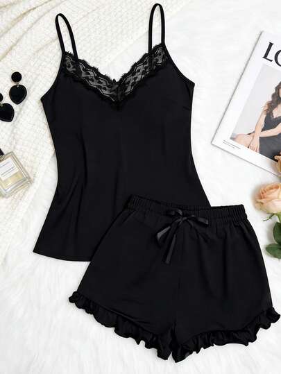 Set de camiseta y pantalones cortos de pijama de encaje sexy y seda de leche sólida para mujer