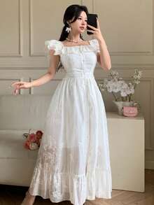 DAZY 荷叶边袖小碎花吊带连衣裙，通勤方领连衣裙夏季吊带裙 - 杏色 - 查看 3