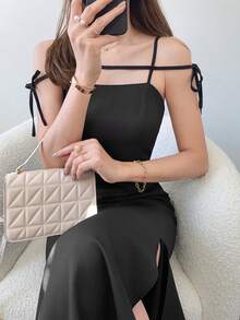 FRIFUL 女士春夏纯色系带蝴蝶结喇叭下摆修身连衣裙，百搭 - 黑色 - 查看 1