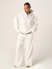 MISSGUIDED 女士闪亮铆钉连帽拉链卫衣，冬季舒适保暖抓绒连帽衫，带亮片细节，休闲舒适 - 白色 - 查看 3