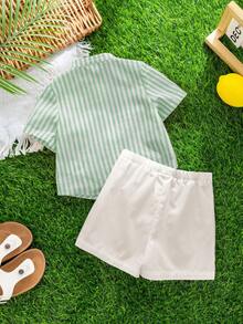 Bộ 2 món áo sơ mi tay ngắn cổ tàu kẻ sọc thoải mái, đa năng cho bé trai, gồm áo sơ mi và quần short. - Màu xanh Bạc hà - Xem 2