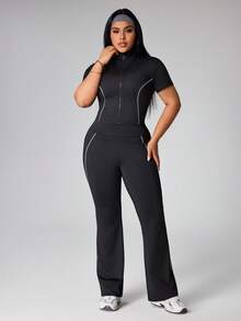 SHEIN Dewbera Women's Plus Size Black Summer Athletic 2pcs Workout Set,Contrast Color Zipper Striped Cropped Short Sleeve Top & Flared Pants Midsize Gym Outfit - Black - View 3