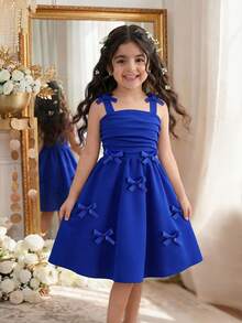 SHEIN 女童优雅纯色3D立体蝴蝶结褶裥吊带连衣裙，时尚百搭，适合外出、派对和各种活动，春夏新品 - 寶藍色 - 查看 3