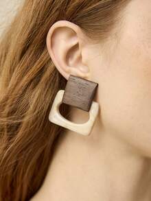 MOTF PREMIUM Pre Wood Spliced Acrylic Earrings - White - View 3