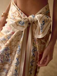 MOTF PREMIUM PRECISE & ELEGANT ALL-OVER PRINT VACATION MULTIFUNCTIONAL COVER-UP SKIRT - Multicolor - View 4