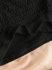 SHEIN 少女休闲度假风拼接刺绣蕾丝纹理针织修身短款方领T恤上衣，黑色 - 黑色 - 查看 5