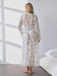 SHEIN 女士碎花荷叶边下摆休闲家居服睡袍 - 白色 - 查看 2