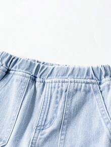 Conjunto informal y minimalista de niño pequeño en denim lavado azul claro - Azul - Ver 8