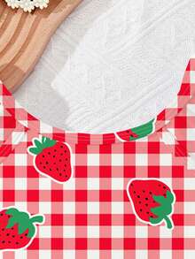 SHEIN Cute Strawberry Pattern, Retro Red & White Plaid, Beach Vacation, #Coconutgirl, Baby Girls Casual Slim-Fit One Piece Swimsuit, Suitable For Summer, Princess Chic, Little Stars, Baby Girl Swimwear, Vacay Romance - Red and White - View 5