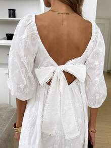 Easowa Women's Floral Embroidery Pattern Twist Back Design Ruched Fashionable Chic Date Party Mini Dress - White - View 5