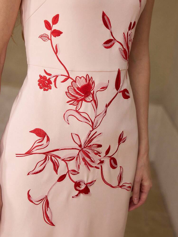 WOMEN'S ELEGANT EMBROIDERED FITTED DRESS, SPRING/SUMMER