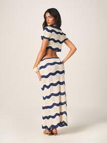 MISSGUIDED Bộ đồ hai mảnh đan móc kẻ sọc dành cho nữ, áo croptop và chân váy maxi phối hợp, thích hợp cho kỳ nghỉ hè ở bãi biển. - Màu xanh lam - Xem 3