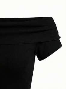 Franclia 1 Set Fashion Off-Shoulder Ruched Short Sleeve Slim Fit T-Shirt + Stylish Suede Irregular Skort, High Waist Flattering Bodycon Pleated Two Pieces Outfit, Spring/Summer - Apricot - View 4