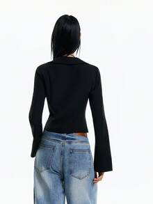 Airlisse Women's V-Neck Zip-Up Fitted Jacket, Spring/Summer Y2K 2026 Spring/Summer Black Top - Black - View 2