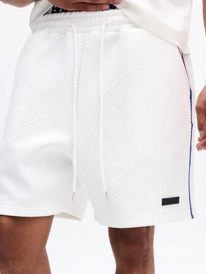 SUMWON Men's Textured White Zig Zag Pattern Shorts With Contrast Blue Binding Detail Summer Drawstring Casual Shorts