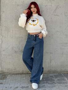 Bearsaez 女士蜜蜂刺绣落肩半高领毛衣、长袖上衣 - 杏色 - 查看 1