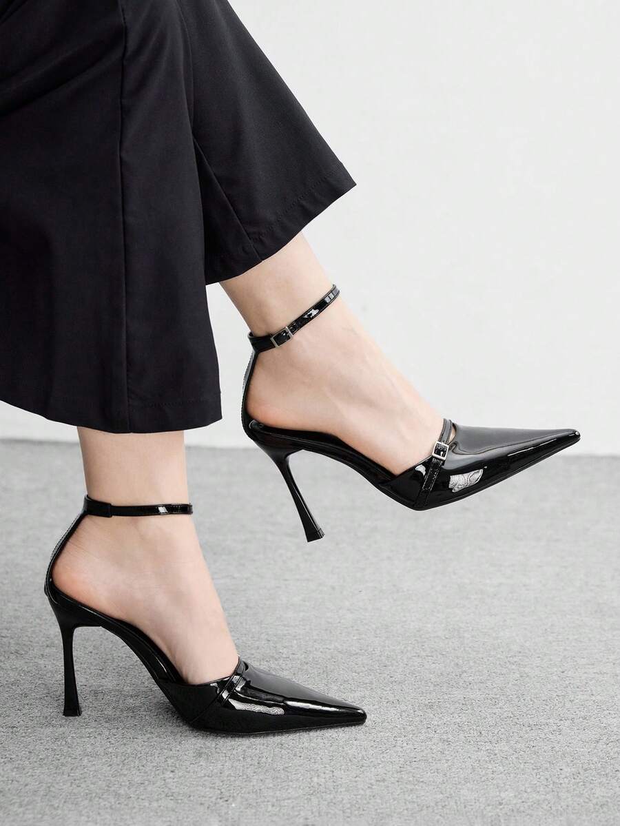 CUCCOO BIZCHIC 女士时尚优雅尖头搭扣高跟鞋 - 黑色 - 查看 1