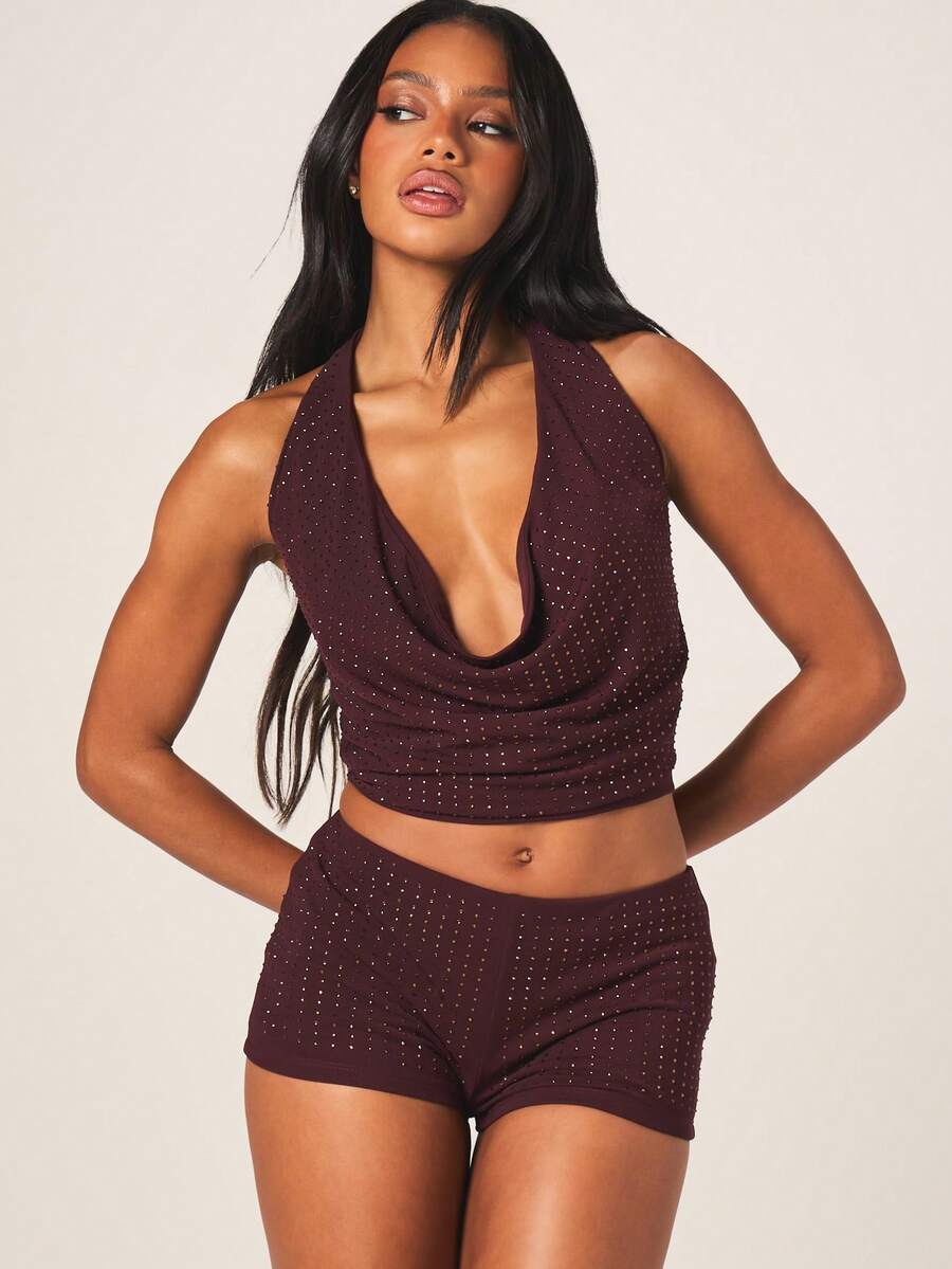 MISSGUIDED Bộ đồ hai mảnh gồm áo hai dây cổ yếm đính đá lấp lánh và quần đùi cạp cao dành cho nữ, thích hợp cho các buổi tiệc đêm. - màu nâu - Xem 1