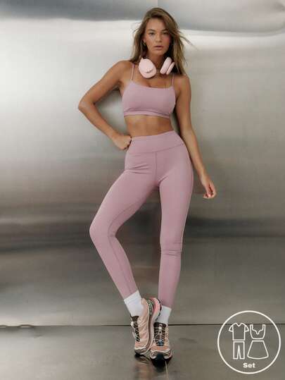 Aralina 休闲运动女装两件套，柔软亮面交叉露背设计露脐上衣和紧身裤，适合健身锻炼。