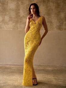 MOTF PREMIUM DEEP V-NECK TEXTURED ELEGANT BACKLESS DRESS, SHEER FISH TAIL DESIGN FOR BEACH VACATION - Yellow - View 4