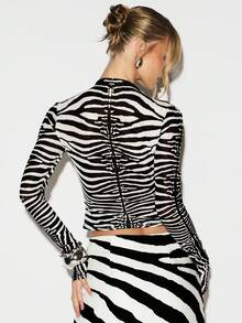 KIZN 斑马纹长袖网纱上衣，动物图案修身圆领时尚衬衫，带透明罩层 - 黑與白 - 查看 2