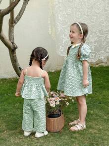 SHEIN LMoss Kids 女婴可爱碎花吊带背心和松紧腰裤套装，夏季 - 綠色 - 查看 2