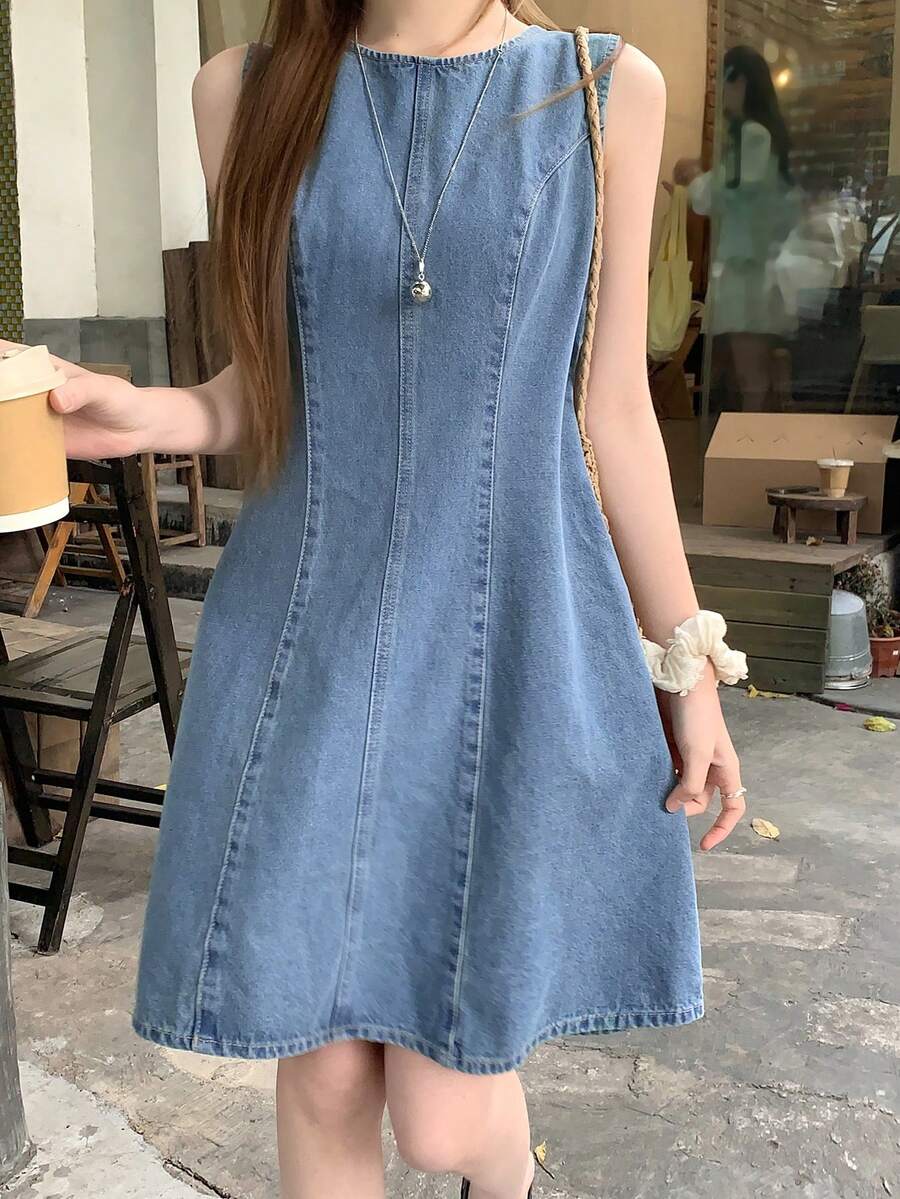 DAZY Women's Fashionable Casual Sleeveless Denim Dress - Blue - View 1