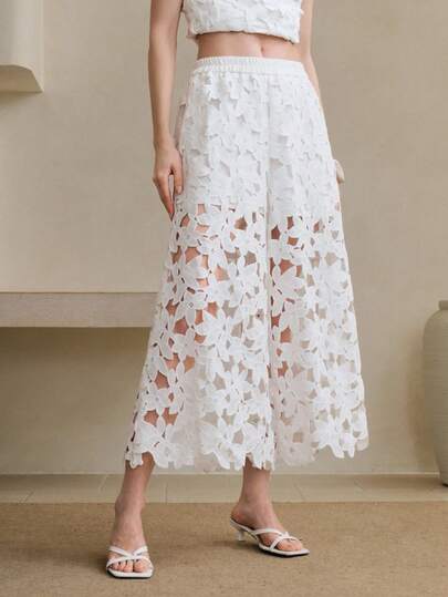Arave 女士A字高腰镂空刺绣花卉喇叭裤，不对称设计，适合日常通勤