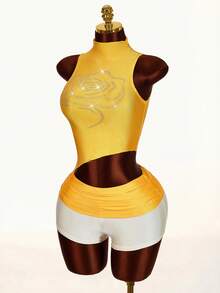 Amplova Y2K Rhinestone Embellished Top With Asymmetrical Hem, Low Waist Women Shorts, 2-Piece Set - Yellow - View 5