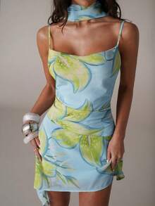 SHEIN BAE 女士休闲度假碎花不对称下摆迷你连衣裙，适合休闲度假、海滩度假、朋友聚会、休闲外出、碎花连衣裙、音乐节、乡村音乐节、印花连衣裙、波西米亚风度假连衣裙、优雅度假连衣裙、姐妹度假连衣裙 - 綠色 - 查看 7