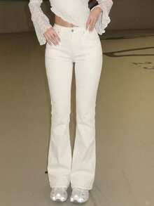 Turnttoni Women's Simple Front Button Pocket Casual Denim Low Waist Jeans, For Daily Wear - White - View 3